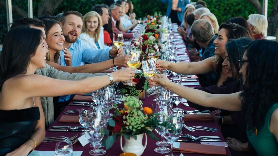 extraordinary-experiences-wine-and-dine